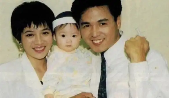 林瑞阳儿子自曝父子关系,声称自己不在乎父亲家产,并已删除微信