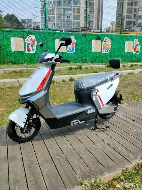 绿源全能旗舰电摩s70测评,3000元档超值的通勤买菜车 绿源电动车