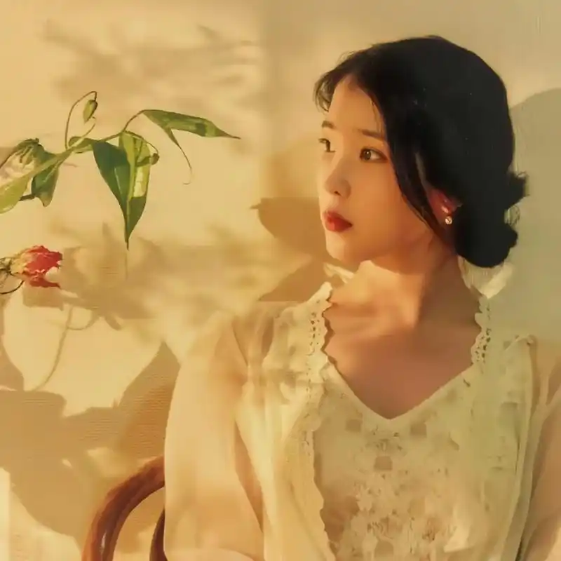 头像系列.#iu全世界最好的李知恩 #iu李知恩 #头像   - 抖音