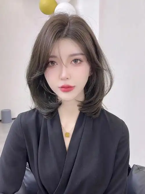 蓬松烫八字刘海简直太爱了