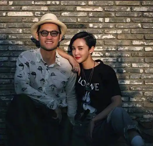 有一种"整容"叫张歆艺分手,前夫杨树鹏一如既往,她却像变个人_母亲