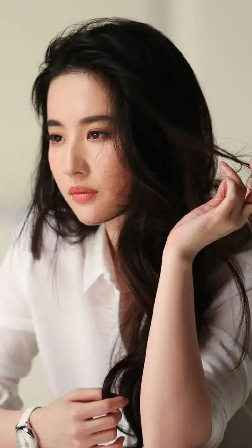 凯宝呀从暮色轻摇转采于2020-10-23 15:01:10刘亦菲beatiful  girl凯