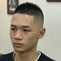 男士小平头夏季头像照片【点击鼠标右键下载】