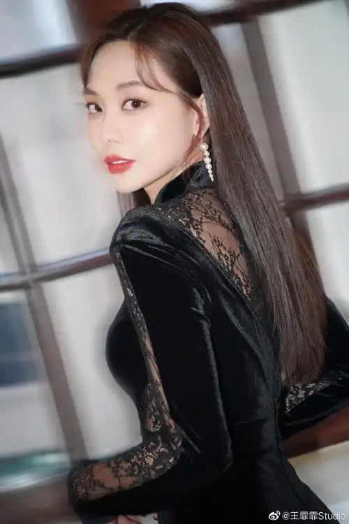 来康康王霏霏这个漂亮小姐姐