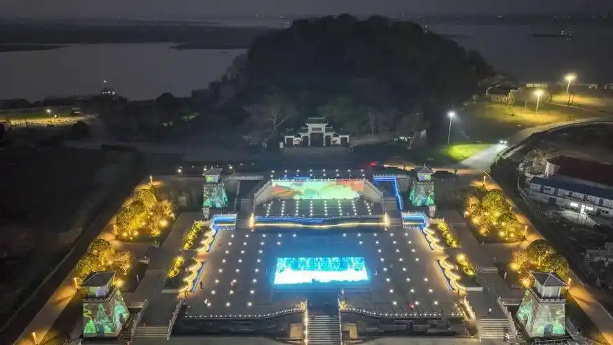 湖口石钟山广场全景演绎播放开启时间看这里._市民_求职_招聘会