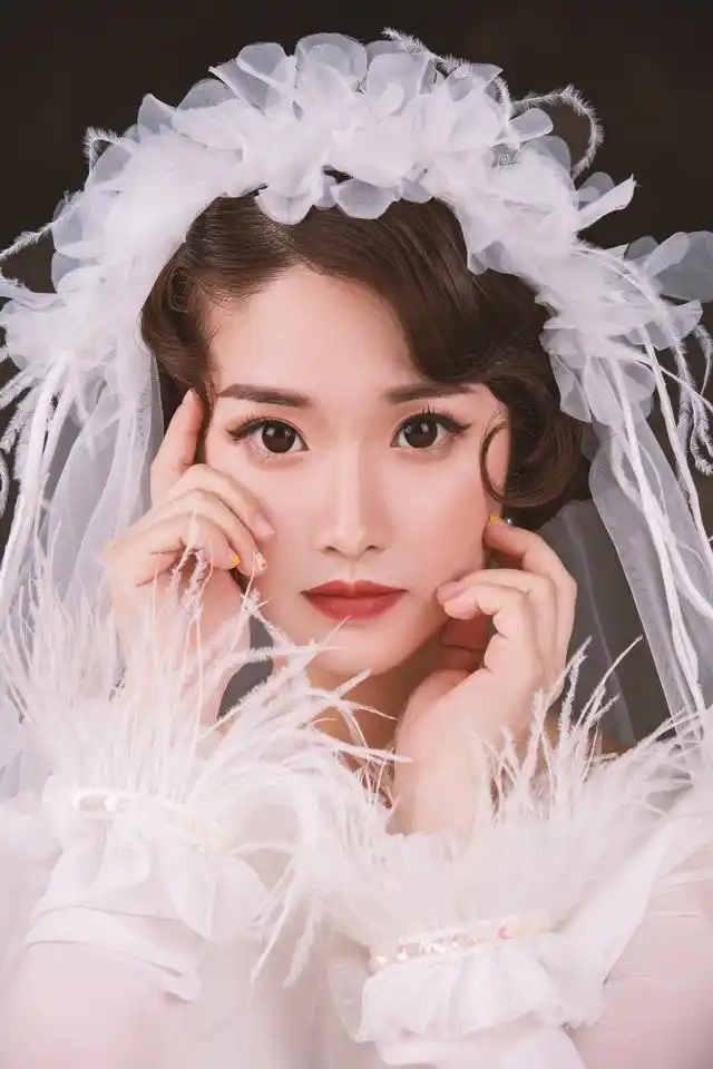 微胖的女生如何拍婚纱照才好看呢