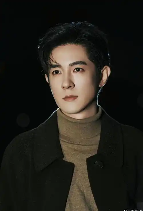 耽改剧男主隐婚当爸的消息令网友们惊喜不已,据悉该男主是演员季肖冰