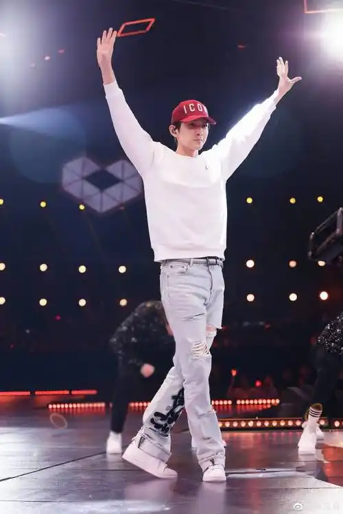 钟汉良o巡回演唱会##钟汉良上海演唱会##钟汉良电视剧亦舞之城