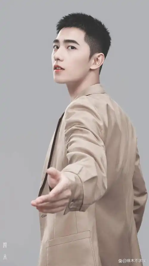 杨洋王楚然新戏路透,杨洋眼神宠溺太温柔,王楚然长发飘飘太美貌