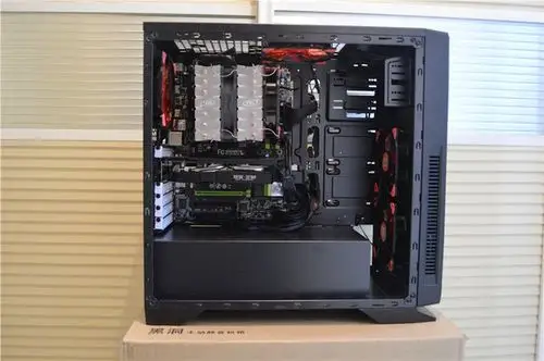 静音也上光污染,先马黑洞机箱评测