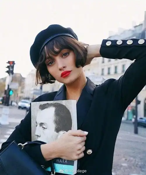 法式短发,优雅又不失妩媚.