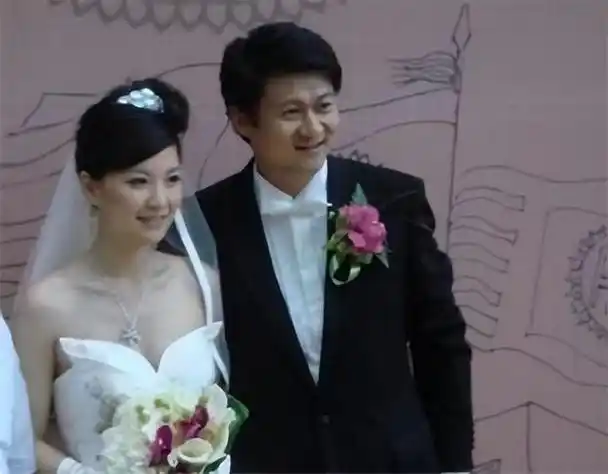 上海节目主持人陈蓉简历(上海主持人陈蓉的消息完整版)-天晟网