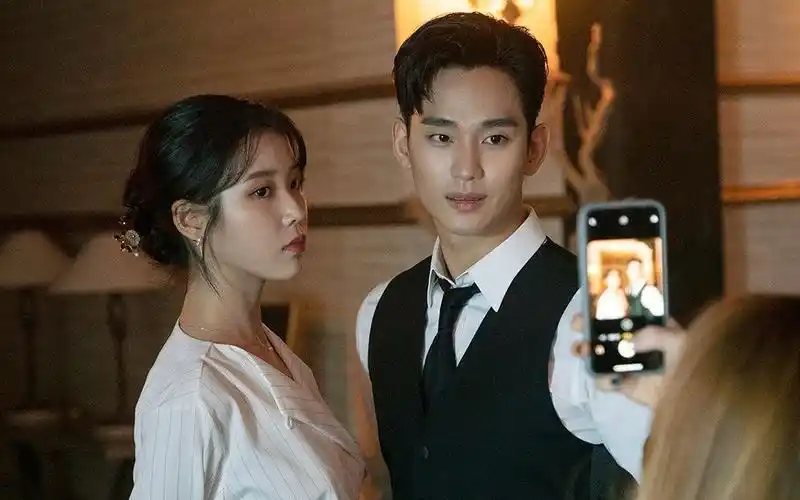 【金秀贤&iu李知恩 】德鲁纳酒店 蓝月酒店【德鲁纳酒店】全16集所有