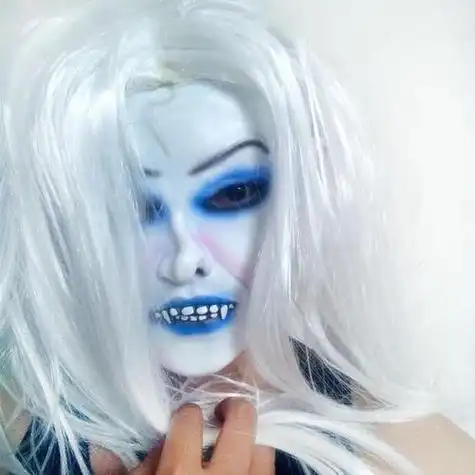 吓人qq头像女生