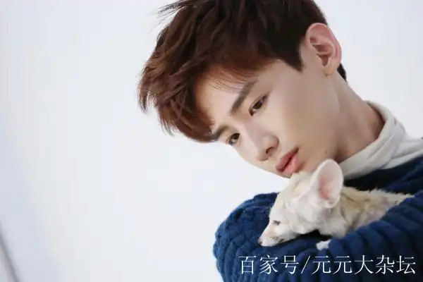 姓白的这5位明星,第4位拥有优雅气质,被誉为"宅男女神"!