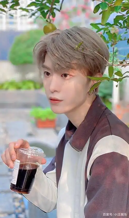 范丞丞白头发(考验心有灵犀的时候到了)