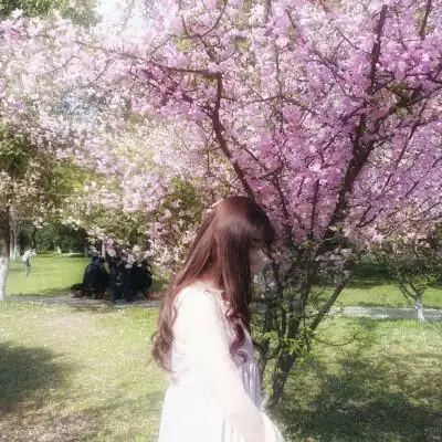 女生/头像/唯美/可爱/文艺/背影/长发/ 「这里久久.