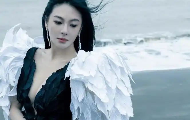 从长江七号到美人鱼张雨绮在大荧幕上的表现力始终不俗魅力不减