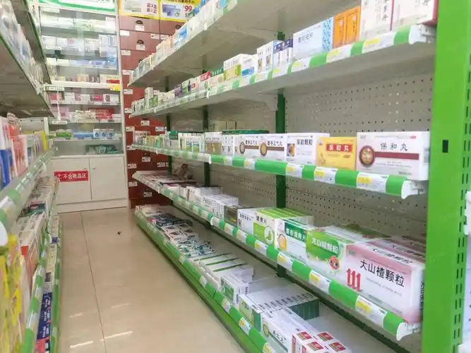 【6图】(51旺铺推荐)远大购物广场附近40平药店转让,海口秀英长流商铺