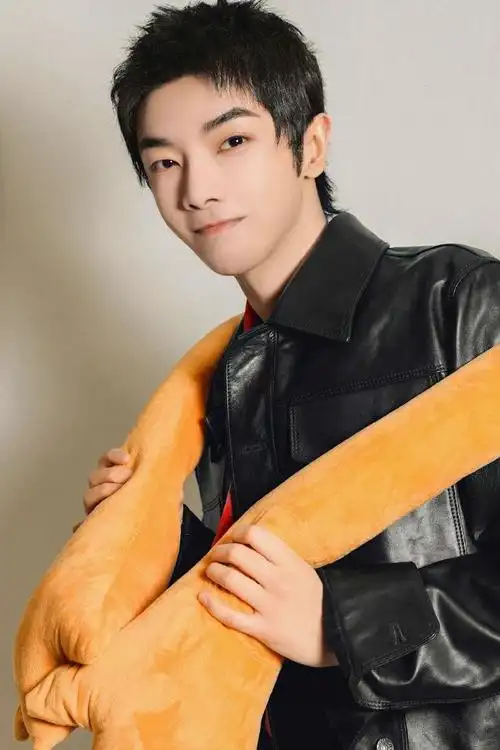 华晨宇33岁生日写真大片##华晨宇生日大片