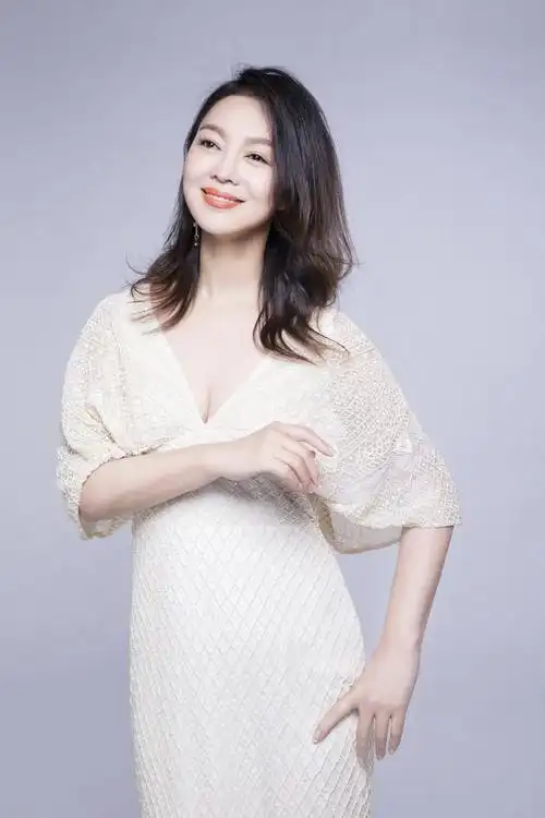 电视剧推手热播贾乃亮荣蓉演绎虐心母子情