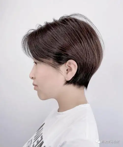 波波头耳朵露出来才时髦40款