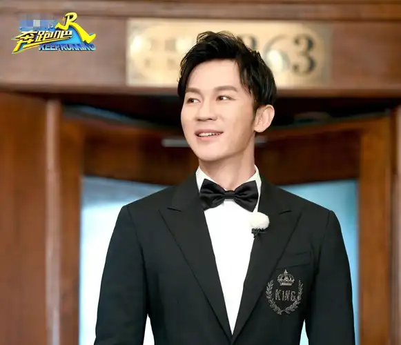 跑男李晨沉默90天首发声更惊讶的是他竟还偷偷做了这事