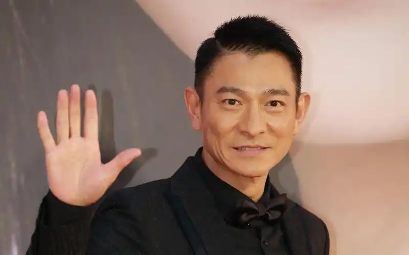 吉他指弹刘德华十七岁