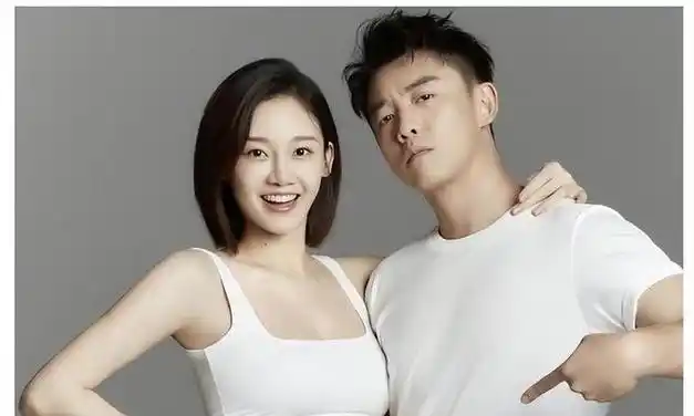 突然明白她为什么带着全家嫁给郑恺|晨曦|娱乐圈|苗苗(演员)_网易订阅