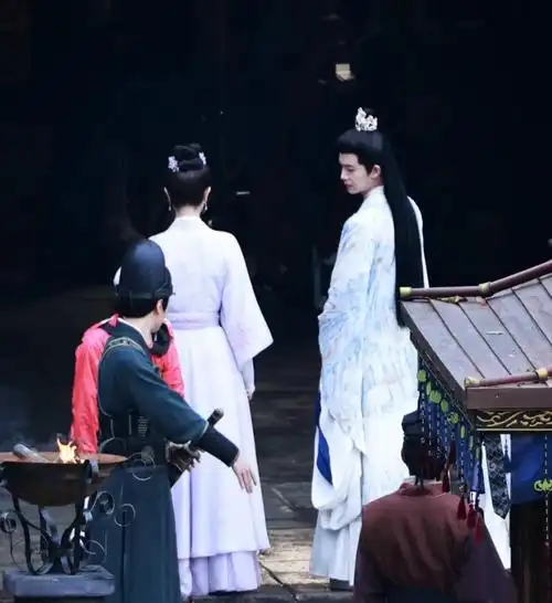 流水迢迢再引热议任嘉伦动作戏出彩与李兰迪同框太甜