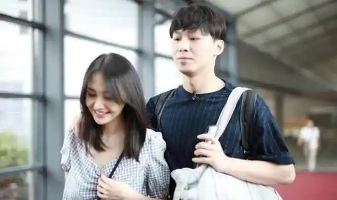 吃软饭的男人有真感情吗郑爽男友被爆吃软饭