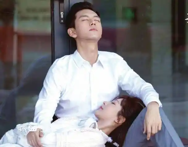 大结局,佟年韩商言举办婚礼,小米向亚亚求婚_李现_真香_杨紫