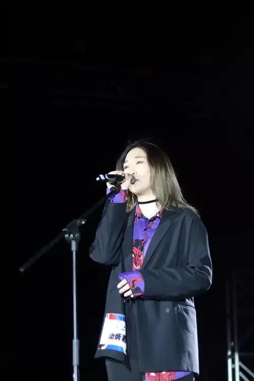 & 自然醒李子健在第二轮演唱中,李子健,尚炳君,金峦江,冷柏寒,李佳宁