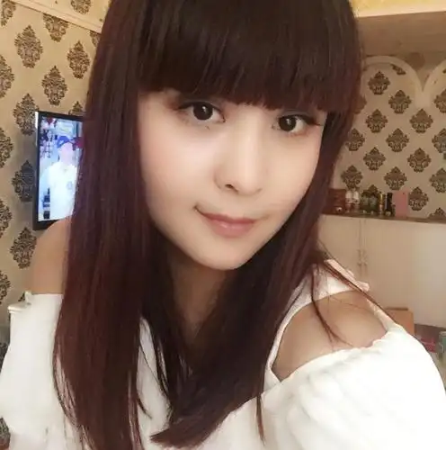 30岁未婚女征婚照片(id:80039123)_新疆乌鲁木齐征婚交友_珍爱网