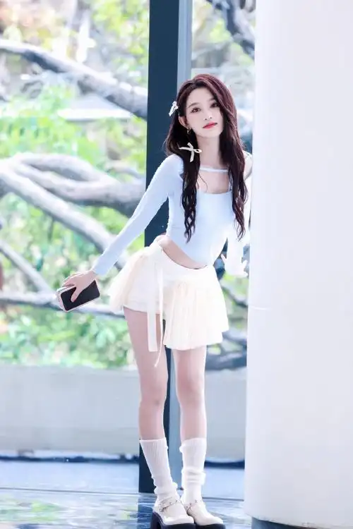 snh48全员泳装造型##周诗雨mv镜头好亮眼