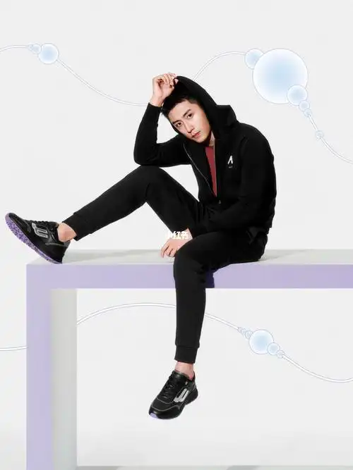 黄景瑜和小兔兔一样可爱