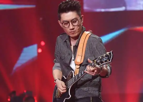 金志文以《中国好声音》成名,他好听歌曲中,翻唱歌曲自然少不了,如