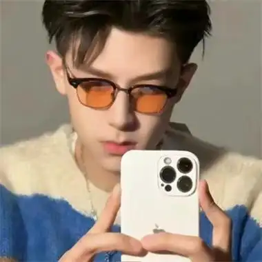 抖音很火的干净简约高质量男头 潮男必备稳重出彩的潮流头像集_男生