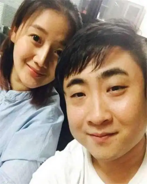 乔杉《乘风踏浪》逆袭人生,贤妻莫丹助力,事业腾飞喜剧人生