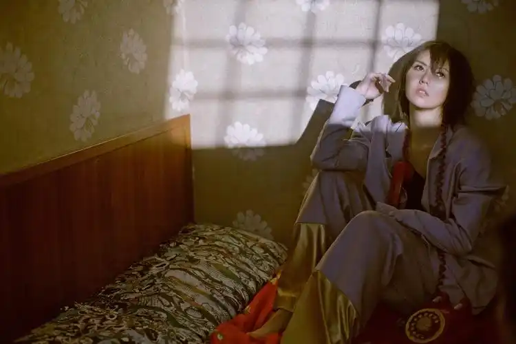 孙燕姿出道17年来最狂之作《跳舞的梵谷》 理智与疯狂并行