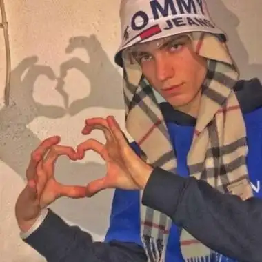 小众欧美风格男头 图源ks_男生头像_我要个性网