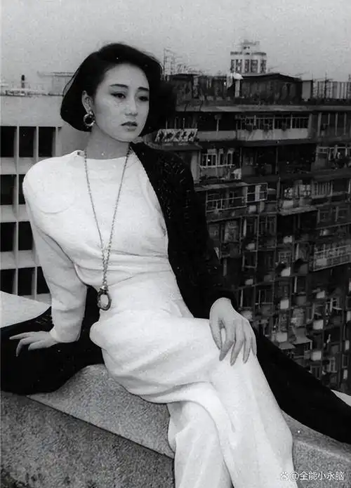 事实证明李连杰的爱妻利智如今已经过上自己想要的生活