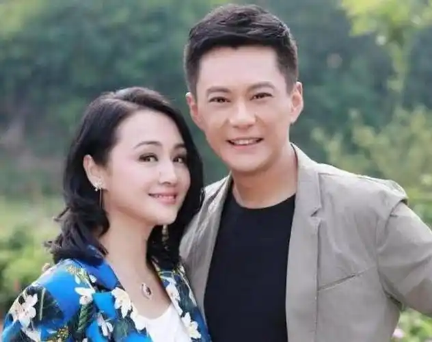 曹颖:当红时"下嫁"王斑,产后一个月就出门拍戏,如今还好吗?