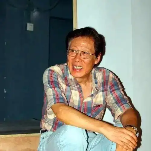 焦晃真正的老戏骨因演康熙成名却被两任妻子接连抛弃