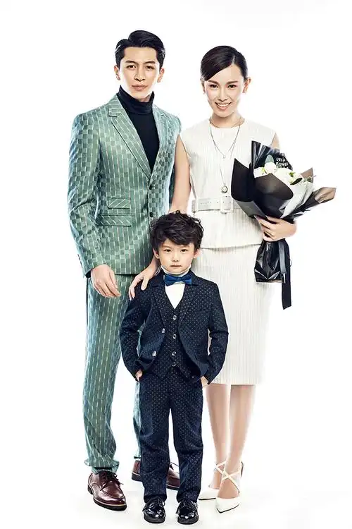 北京民国风全家福亲子照摄影艺术照团购外景家庭照拍摄团购儿童照