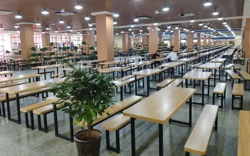 淮南师范学院食堂成为学生眼中"高大上"