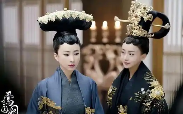 有种尴尬叫"得罪造型师",大牌明星的奇葩造型,一个比一个辣眼