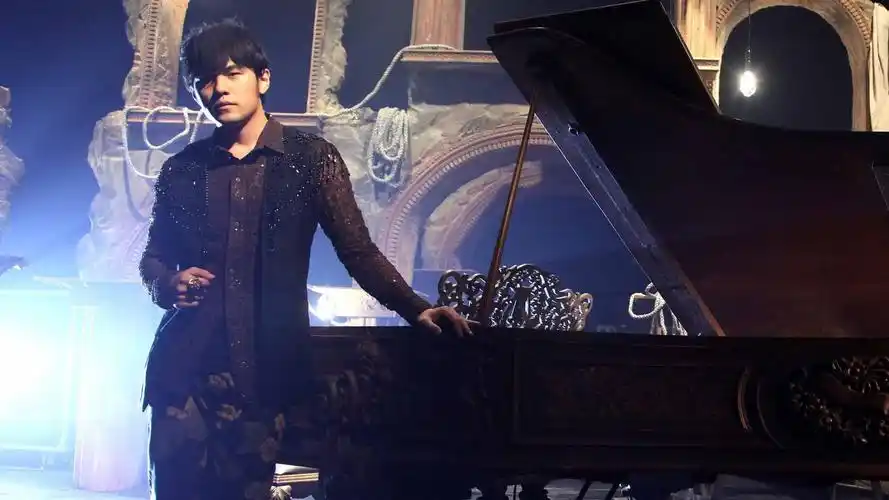 周杰伦偶像巨星帅气桌面壁纸高清大图预览1920x1080_港台明星下载_美