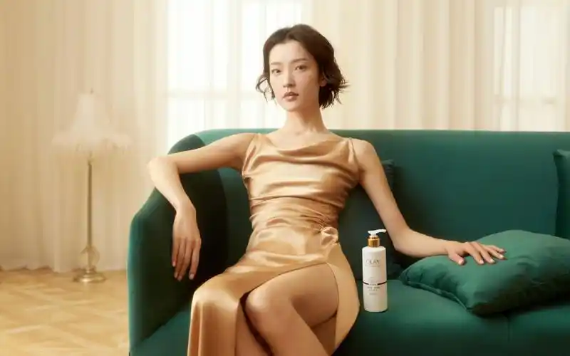 杜鹃白皙性感高清桌面壁纸