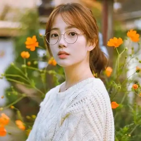 女生头像小清新 唯美优雅眼镜 女生头像图片大全 -【爱个性】
